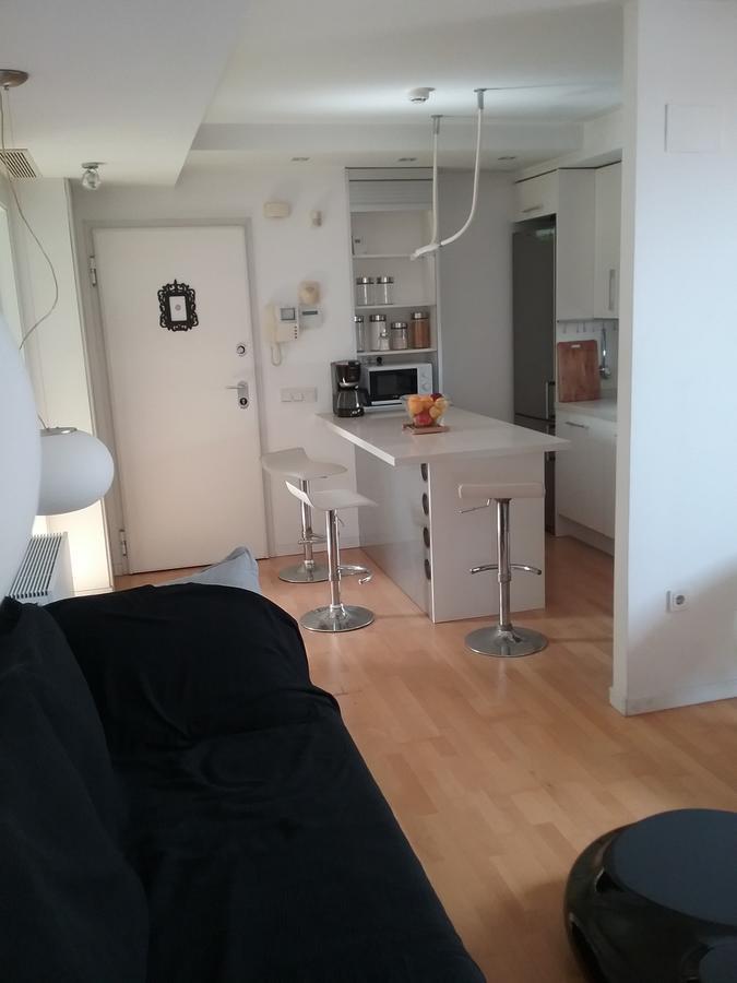 Lovely 2 Bedroom Terrace Wifi Parking Ac Heating Attic Валенсия Экстерьер фото